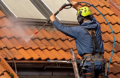 Démoussage et hydrofuge de toiture à Olmet-et-Villecun